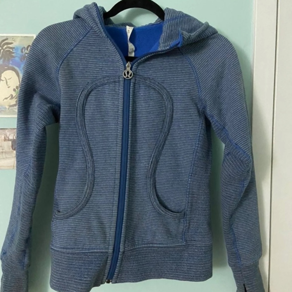 lululemon hoodie